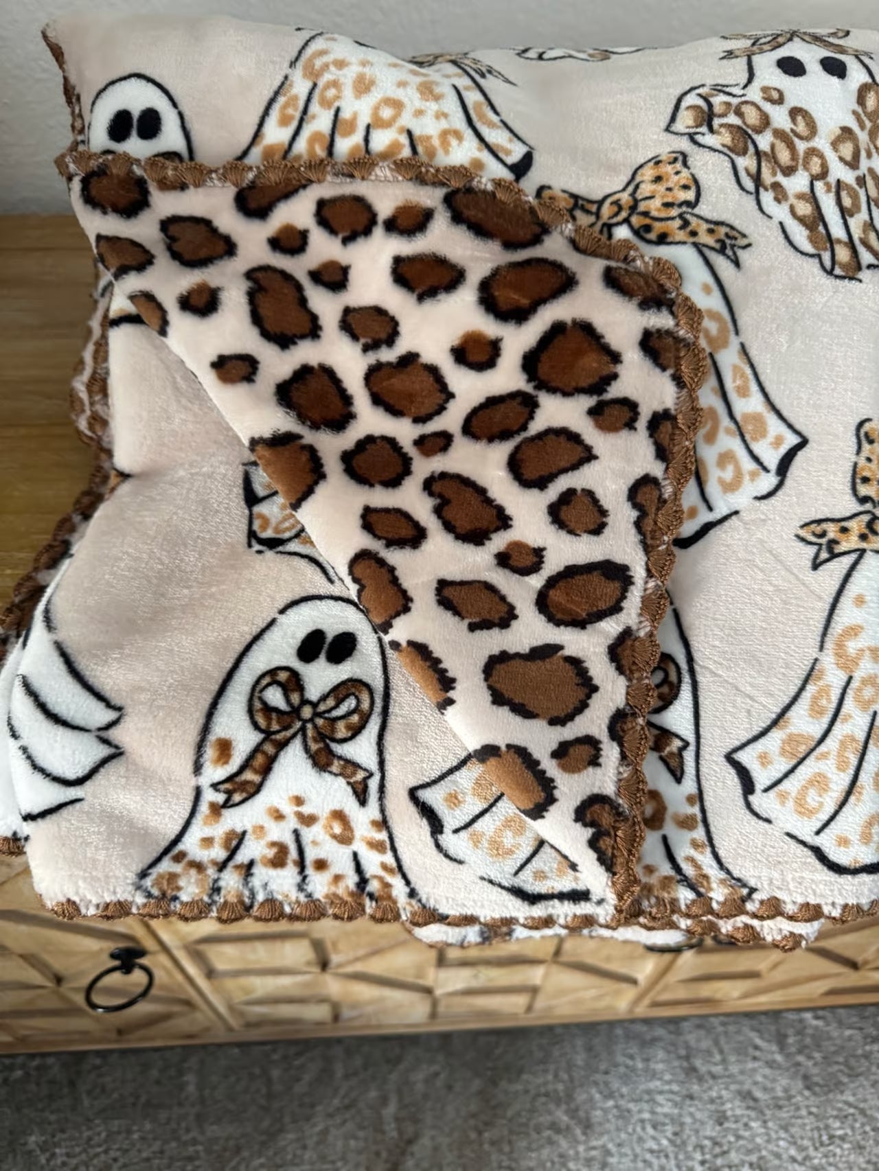 Reversible Cheetah Ghost Throw Blanket